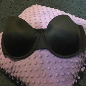 Black Strapless Bra (38C)